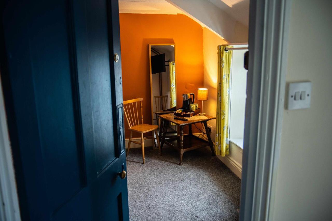 Manorbier Castle Inn Sunset Room Esterno foto